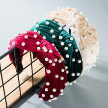 Load image into Gallery viewer, PEARL VELVET HEADBAND
